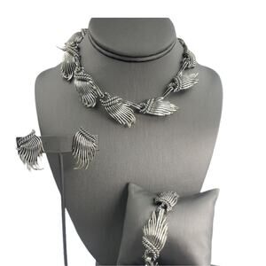 Vintage Charel Winged Links Choker Necklace, Bracelet, and Clip On Earrings Set